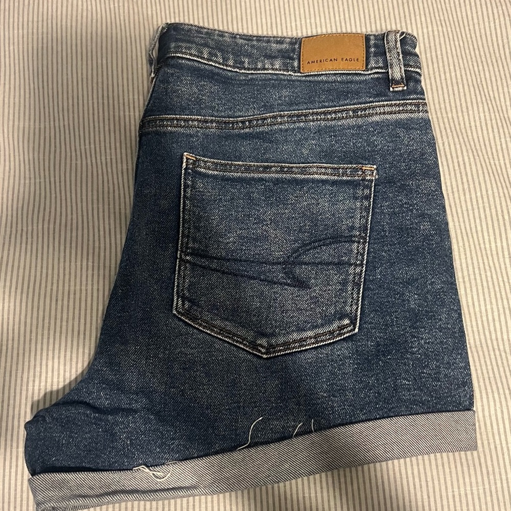 American Eagle Mom Shorts